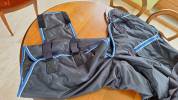 Couverture imperméable avec couvre coup