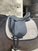 Selle de dressage Childeric DHE 