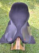 Selle de dressage Thorowgood T4 Cob GP 17 cm