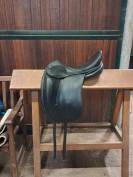 Selle dressage Childeric excellent état 