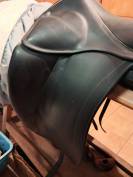 Selle dressage Childeric excellent état 