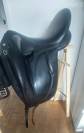 Superbe selle de dressage devoucoux