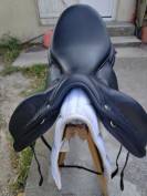 Selle de dressage Childeric