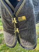 Couverture de présentation en laine