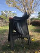 Selle de dressage Tekna 17,5 pouces 