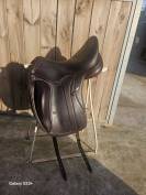 Sella da dressage Equipe  17" - 2024