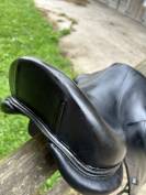 Selle de dressage CWD