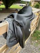 Sella da salto ostacoli Meyer  17.5" - 2019