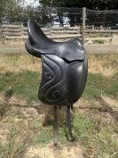 Sella da dressage  G.Lou Sellier  16.5" - 2023