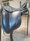 Selle dressage 17" Ikonic cuir luxe etat impeccable 