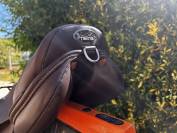 Selle de saut tekna