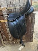 Sella da dressage  Waldhausen  17.5" - 2023