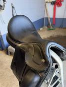 Selle dressage IKONIC évolution 17,5