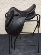 Sella da dressage Devoucoux  18" - 2023