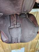 Sella da salto ostacoli Eric Thomas  17.5" - 2019