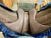 Sella da dressage Devoucoux  17.5" - 2023
