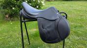 Selle Éric Thomas modèle : CSO   Taille : 17" 