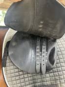 Selle childeric noire 17’