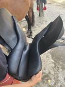 Selle childeric noire 17’