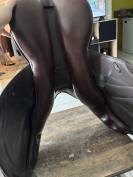 Selle d equitation  time rider mono quartier   Taille 18p