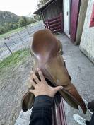 Selle GBS semi creuse 17.5