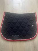Tapis GEM noir et rouge