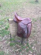 Selle dressage 17’ cuir acajou