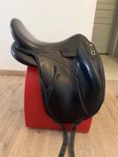 Selle dressage devoucoux makila Lab 17”5