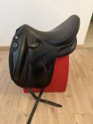 Selle dressage devoucoux makila Lab 17”5