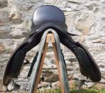 Selle en cuir noire taille 17,5