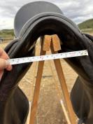 Selle de dressage Forestier Carlos Pinto 16,5" cuir noi