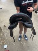 selle de dressage Devoucoux 