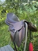 Selle Childeric sans quartier 18" EXCELLENT ETAT