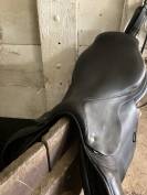 Selle d’obstacle CWD SE02