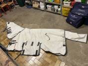 Couverture anti mouche