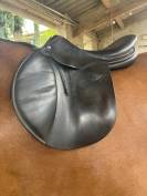 Selle childeric noire taille 17 