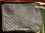 Tapis gris été pour poney D