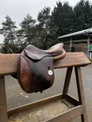 Selle Meyer 2011 taille 16,5