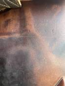 Selle Antarès - 17,5 pouces