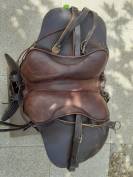 vends selle camarguaise