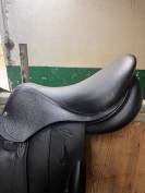 Sella da salto ostacoli Devoucoux  16.5" - 2024