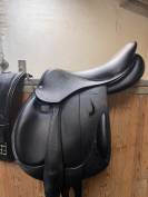 Sella da salto ostacoli Devoucoux  16.5" - 2024