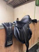 Sella da salto ostacoli Devoucoux  16.5" - 2024