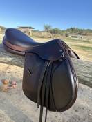 Selle d’obstacle Équipe Expression 17,5´´ 