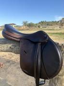 Selle d’obstacle Équipe Expression 17,5´´ 