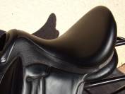 Sella da dressage Devoucoux  17.5" - 2024