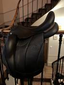 Selle dressage Forestier 17 pouces 