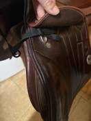 Selle MEYER semi plate taille 17 en parfait état 