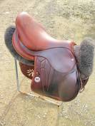 Selle Meyer 2024 - 17/4 si&egrave;ge creux - Marianne 