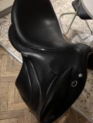 Selle de dressage JUMPIN ONE